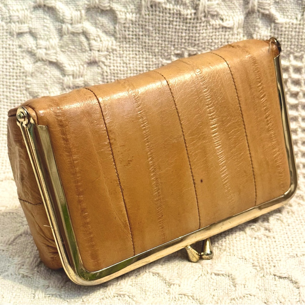 Vtg Vanity Makeup Purse/Coin Wallet w Mirror Genuine Plush Eel Skin Rare 1950’s